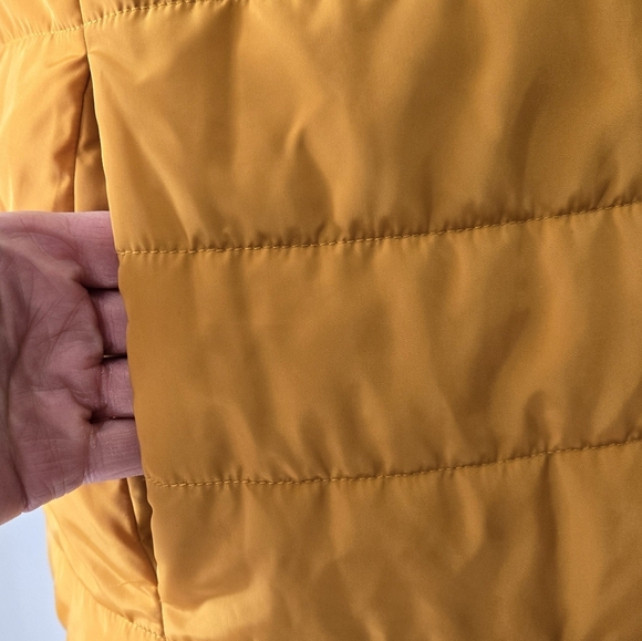 MICHAEL KORS Mustard Yellow Quilted Vest With Gold Snap Buttons. Size Medium - Picture 6 of 12